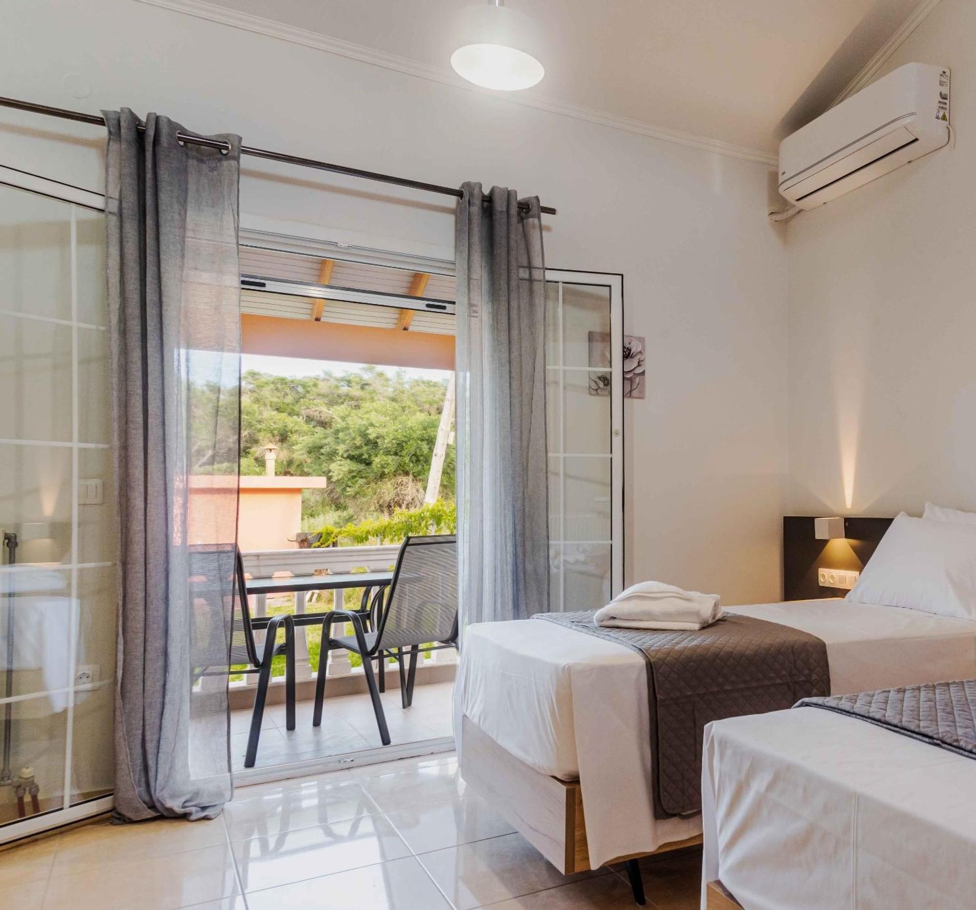 Riposo Studios & Apartments Kavos Room photo